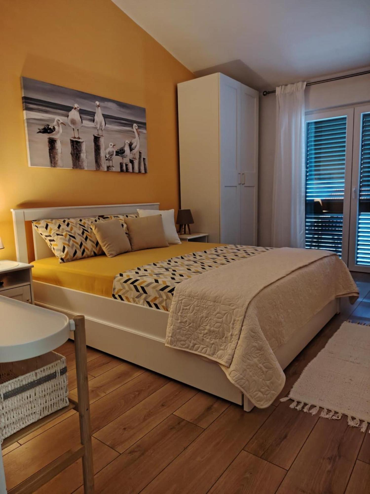 Apartments Marija Makarska Bagian luar foto