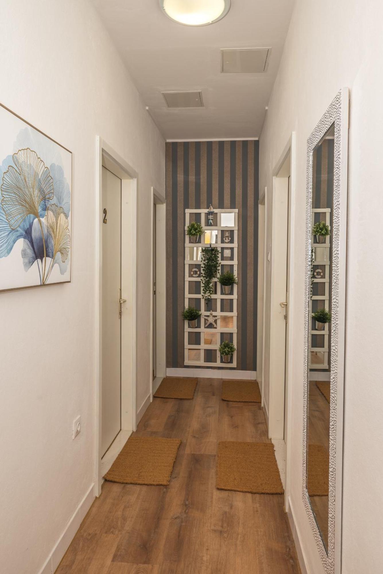 Apartments Marija Makarska Bagian luar foto